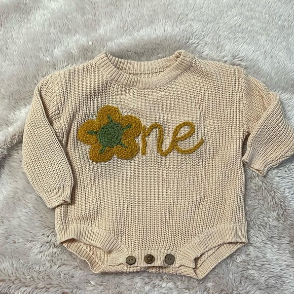 Other - ‘One’ sweater